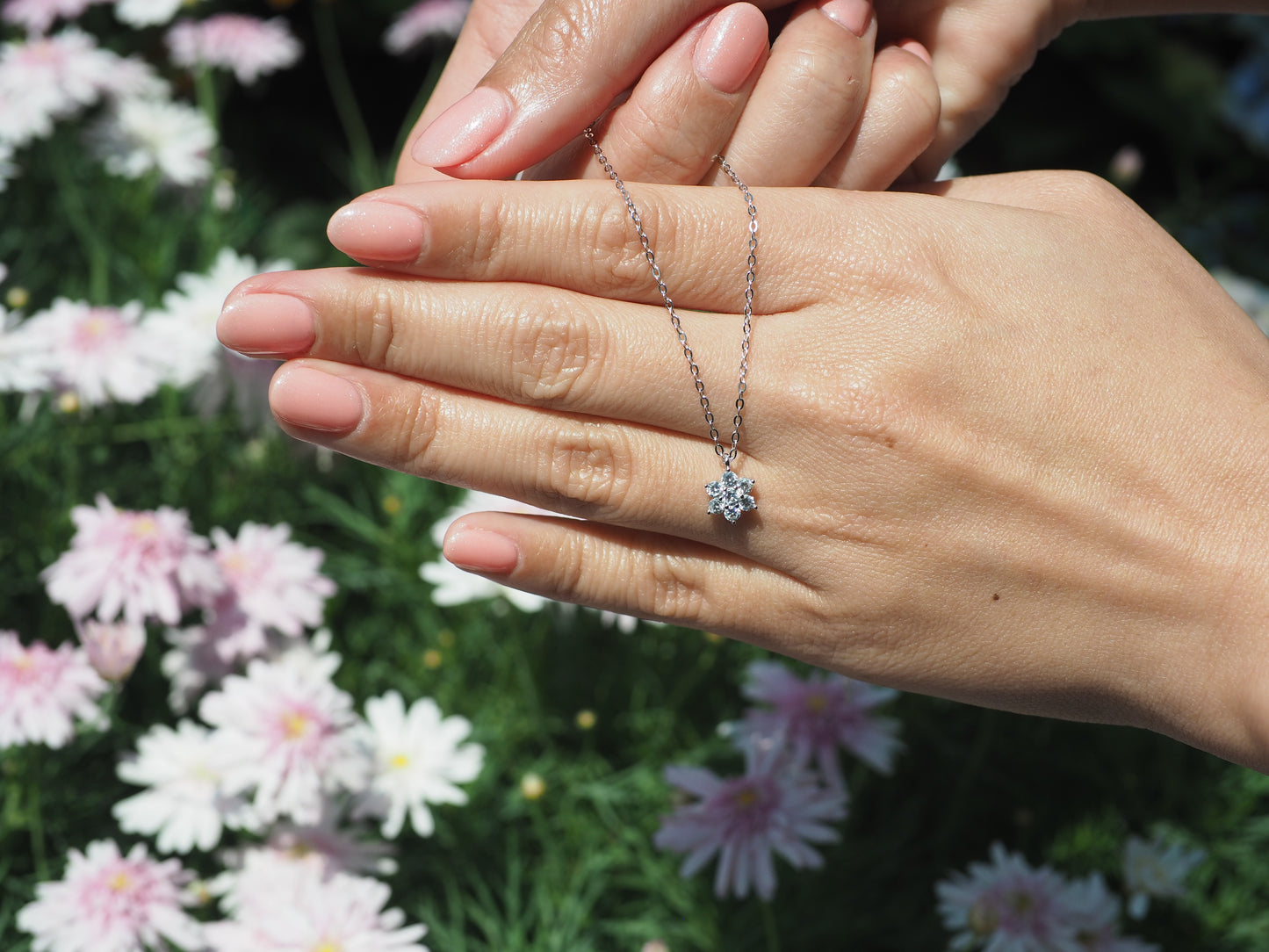 Blossom N1008S Necklace | Silver Tone