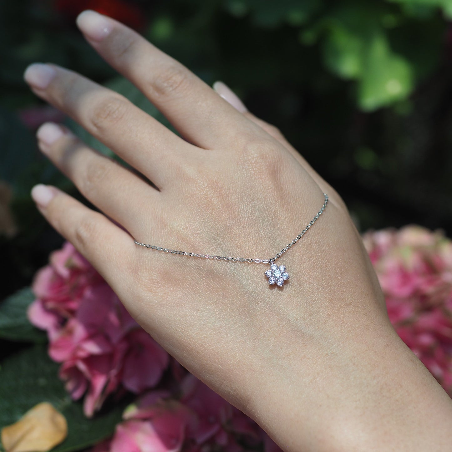 Blossom N1007S Necklace | Silver Tone