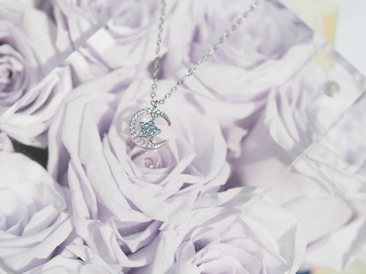 How to Untangle a Necklace in Minutes (Without Damaging It)